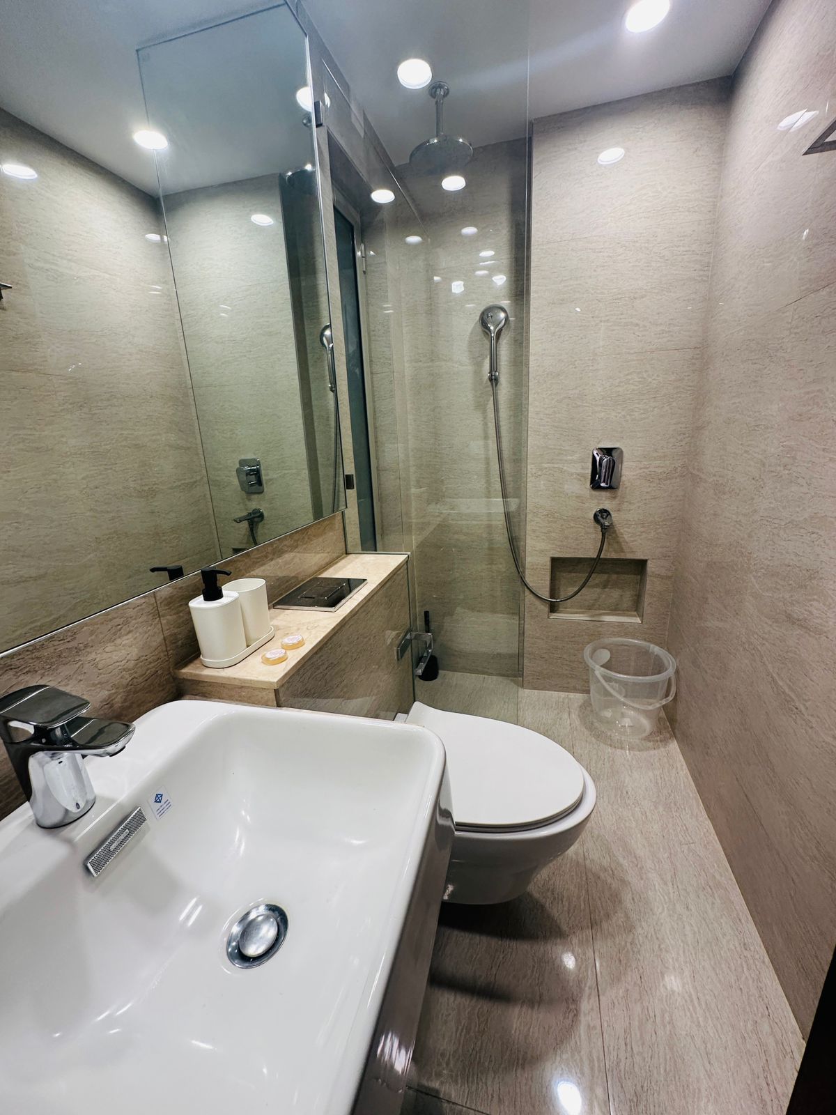1 BR Apartment @ Powai