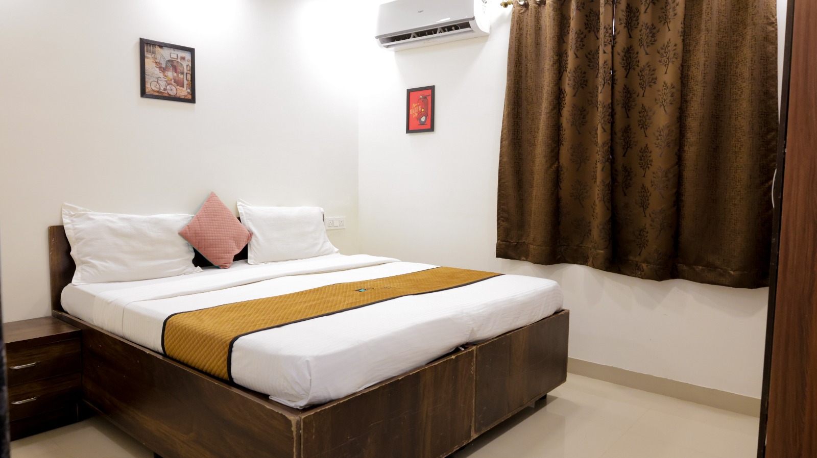 3 BHK @ Prabhadevi