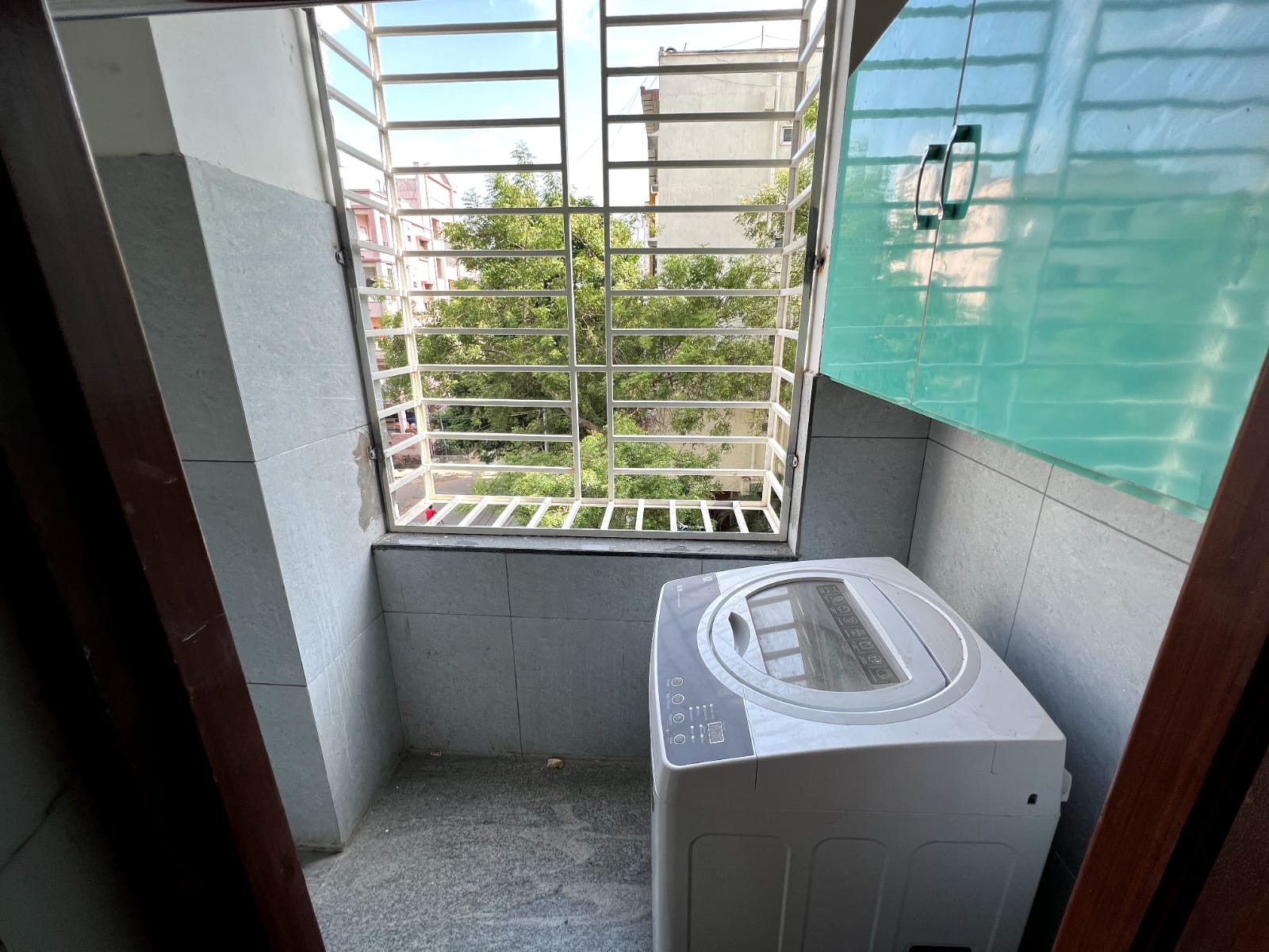 Spacious 3 Bedroom Apartment