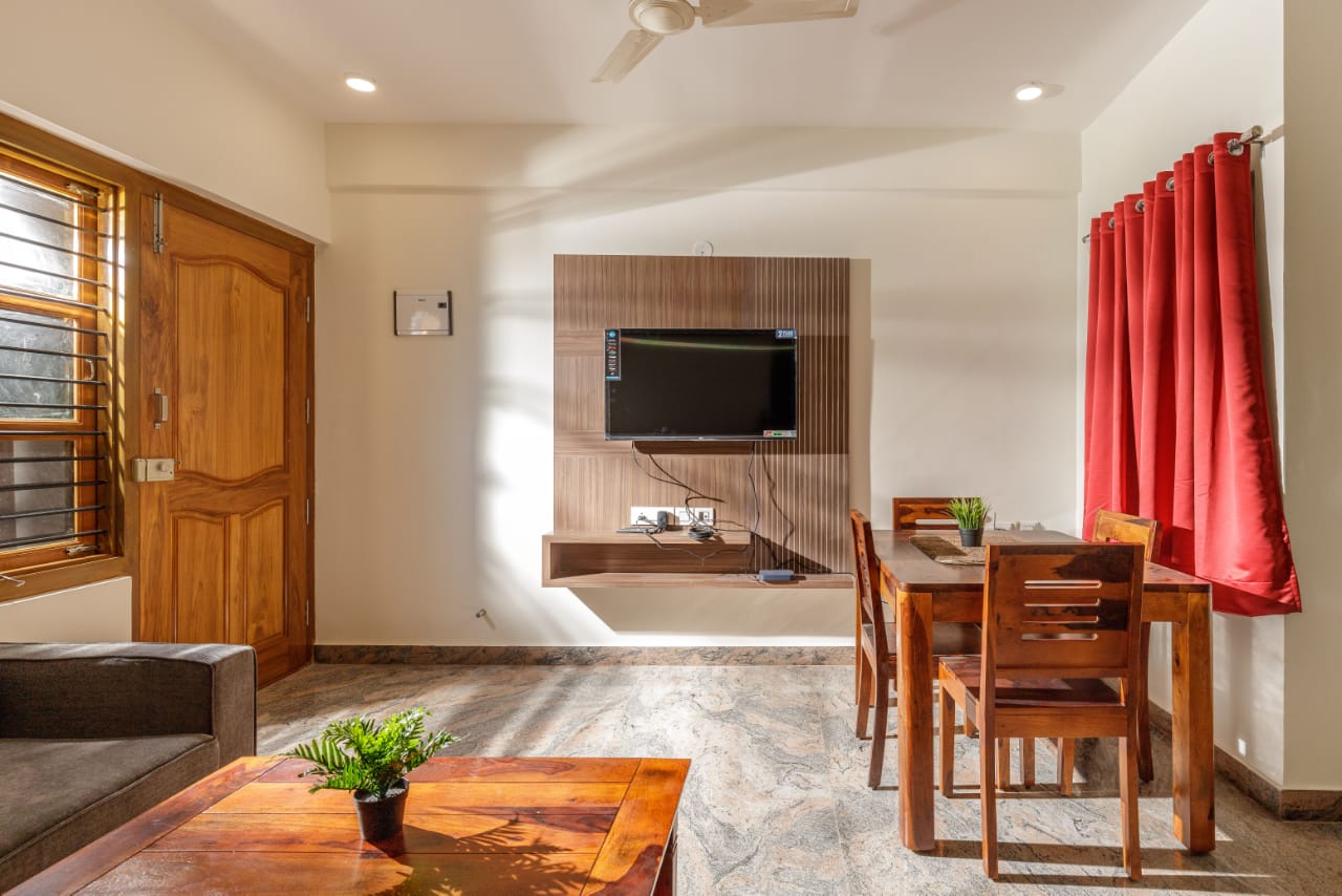 2 BR Servied Apartment near Panduranga Nagar