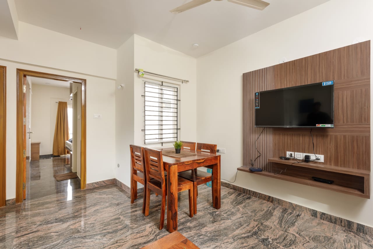 2 BR Servied Apartment near Panduranga Nagar