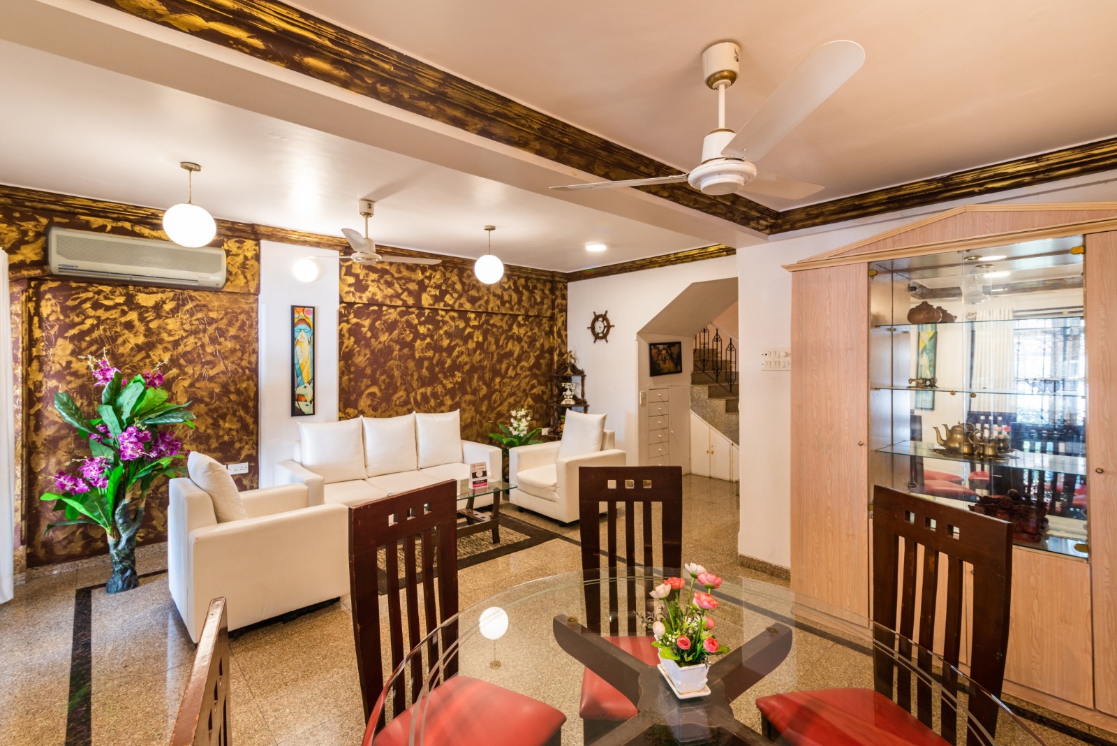Premier 4 Bedroom Villa near Film City Goregaon