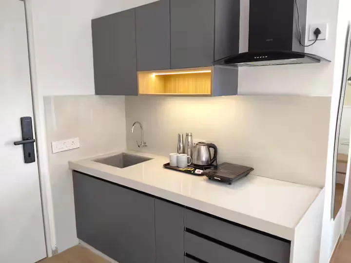 Spacious Studio Apartment near Pune Airport