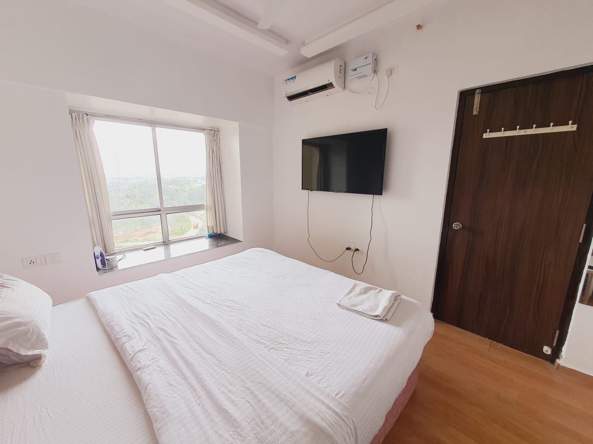 Soul at Home in Electronic City