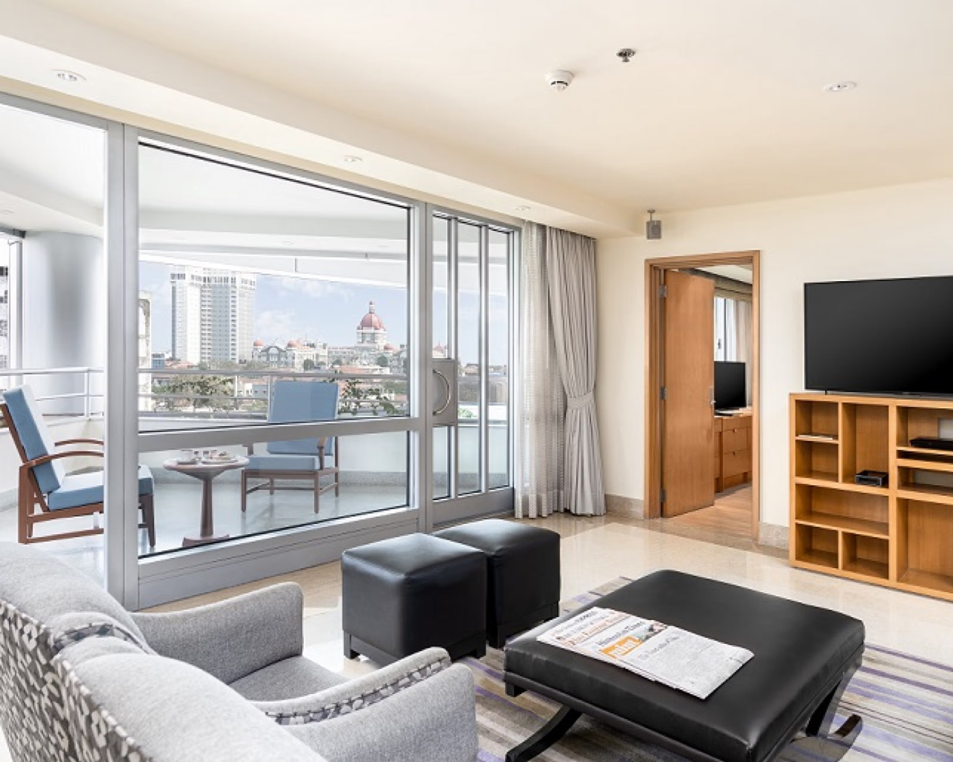 Metropolitan Stays in Colaba