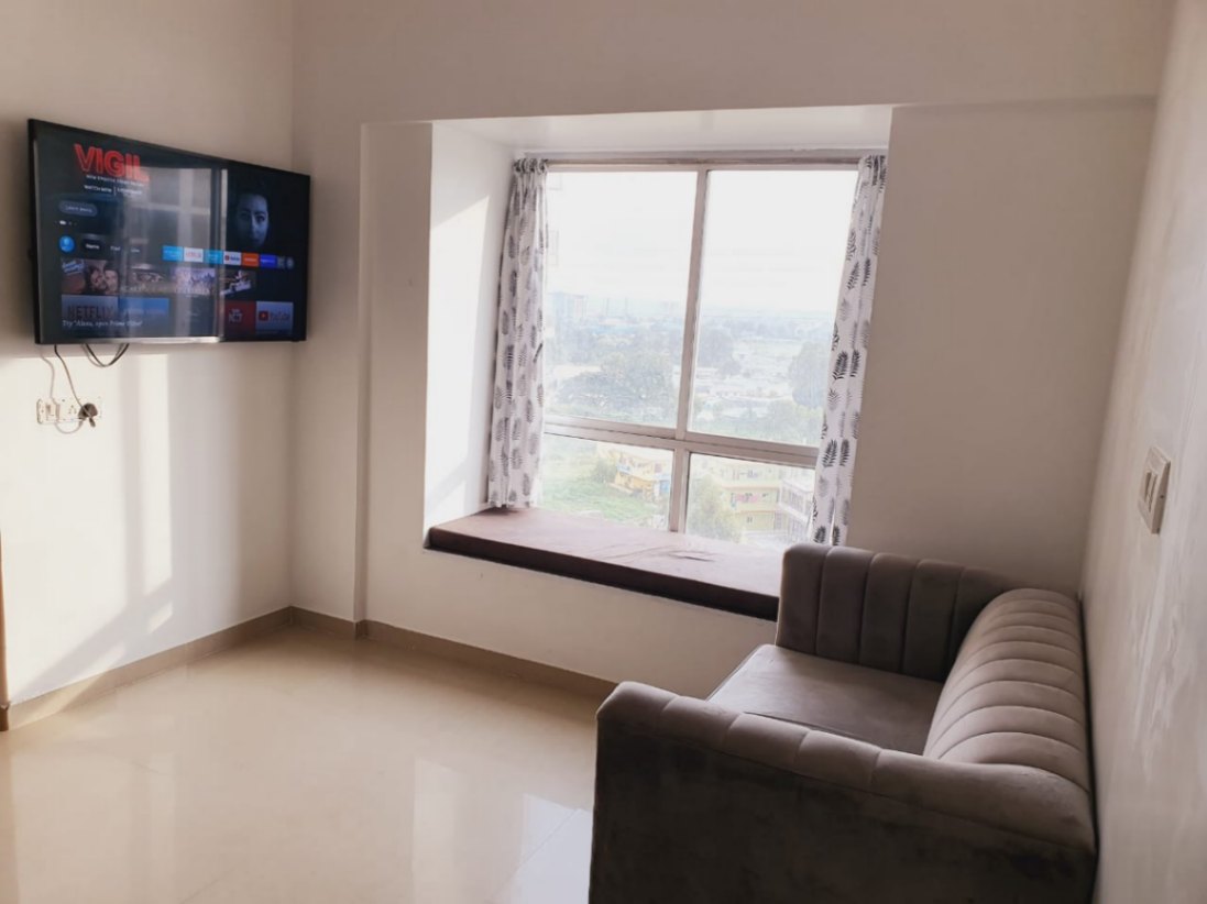 Soul at Home in Electronic City