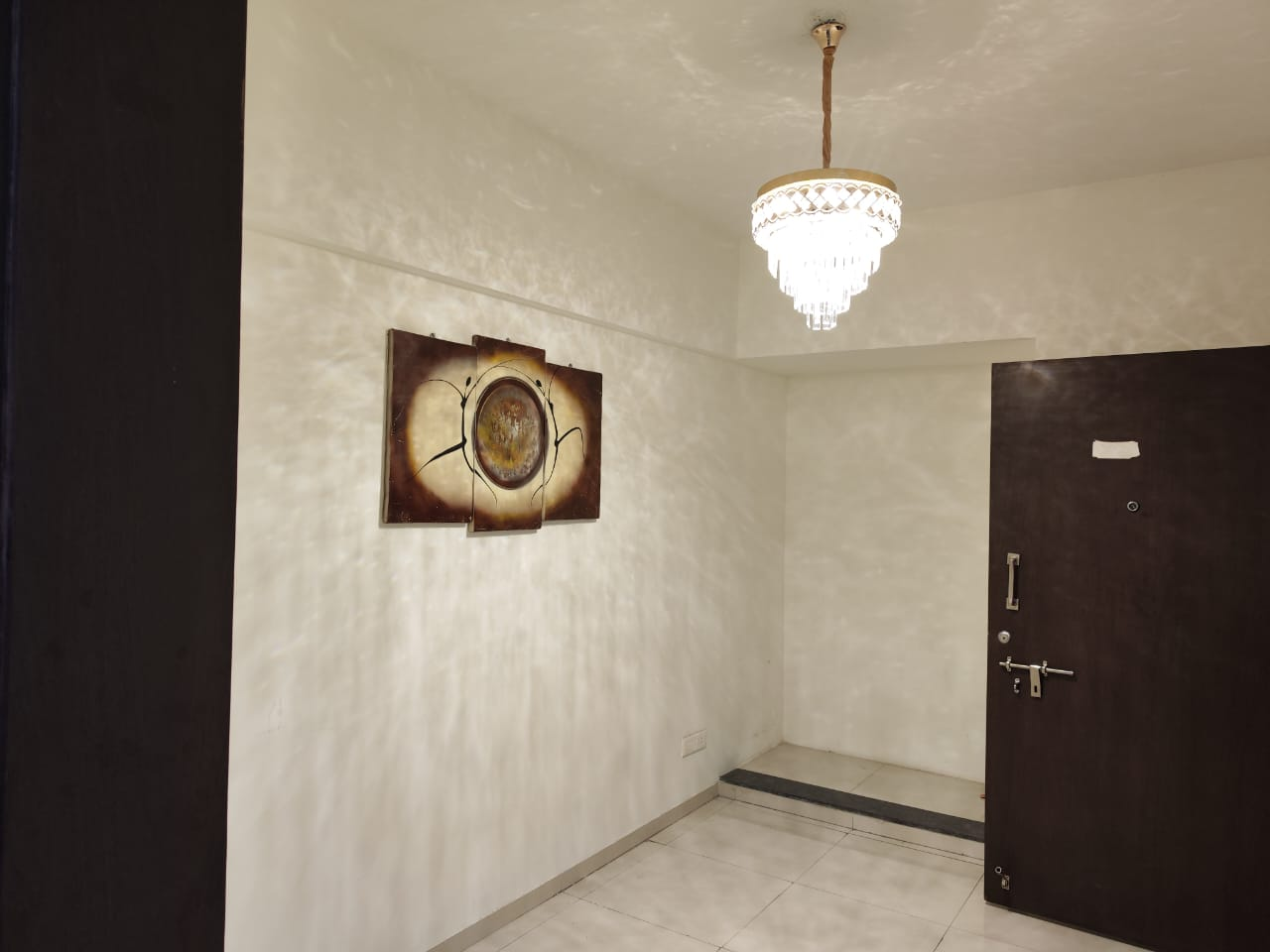 Contemporary 3 Bedroom Serviced Apartment