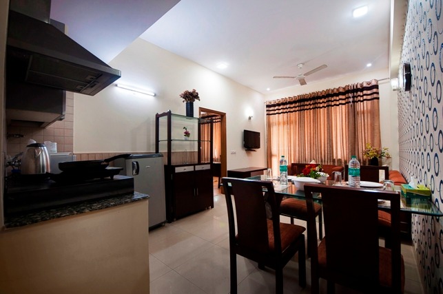 Studio Apartment near UNITECH BUSINESS PARK