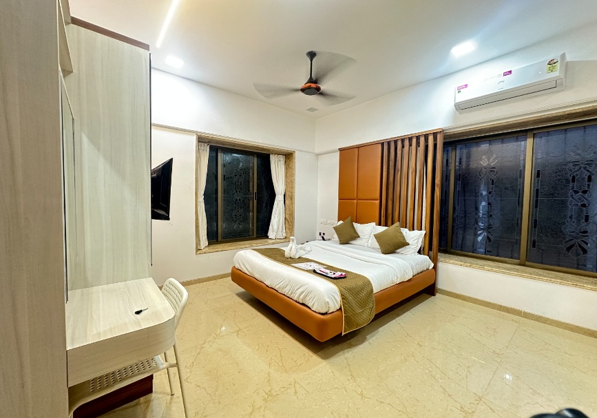 Classic Studio Apartments in Thakur Complex