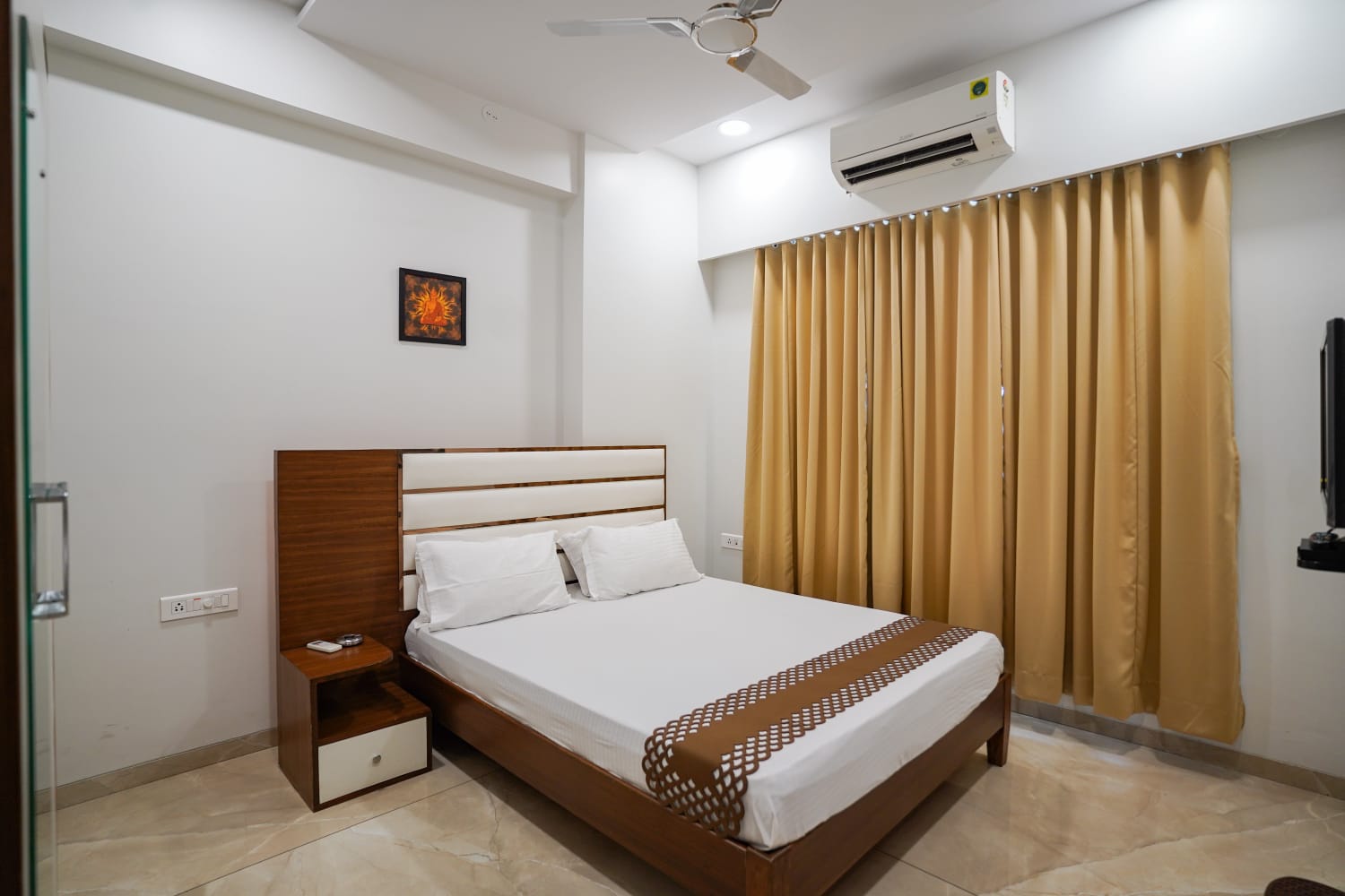 Premier 3 Bedroom Apartment in Kharghar