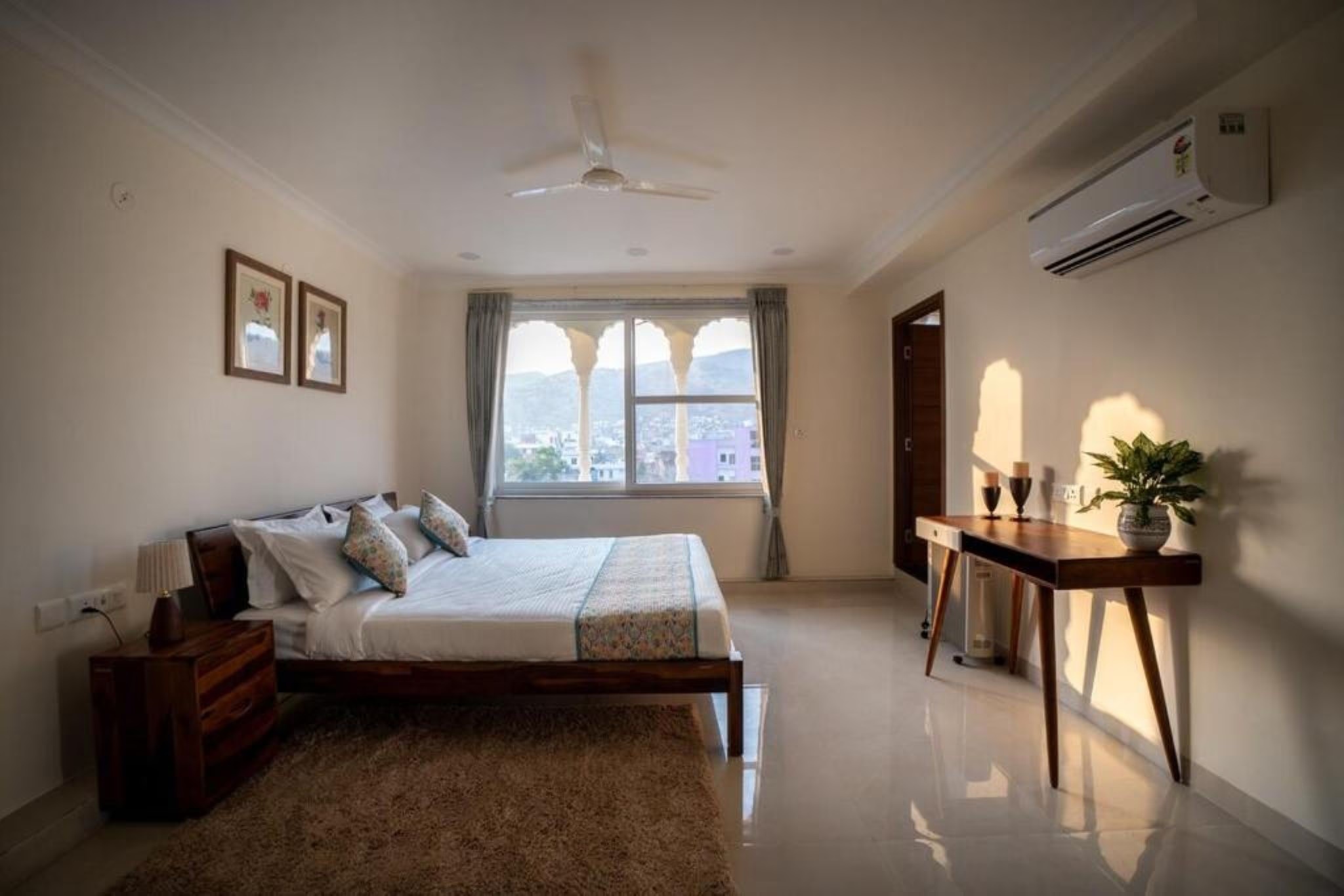 Luxury 4 BR Penthouse