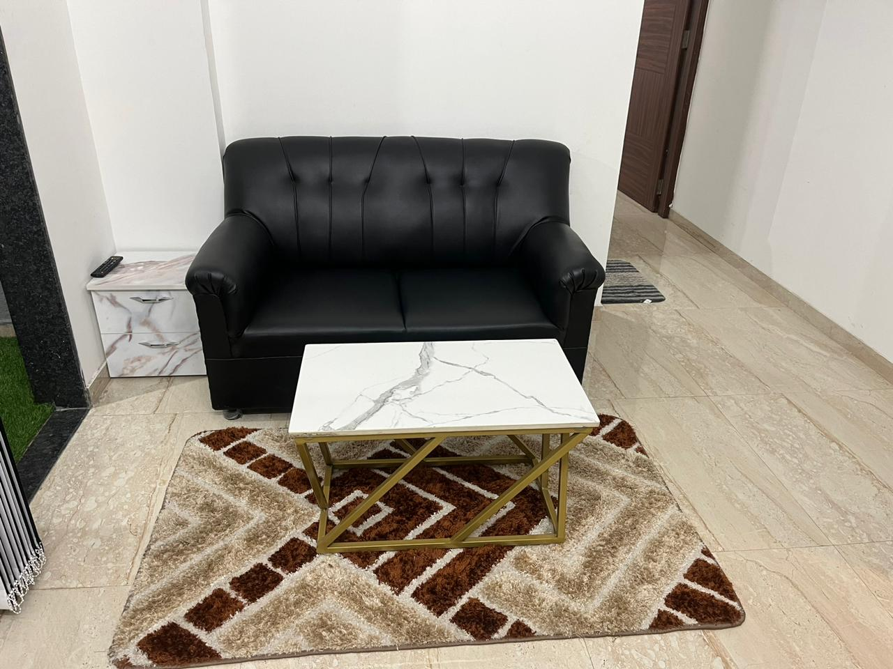 Contemporary 1 Bedroom Apartment near German Bakery