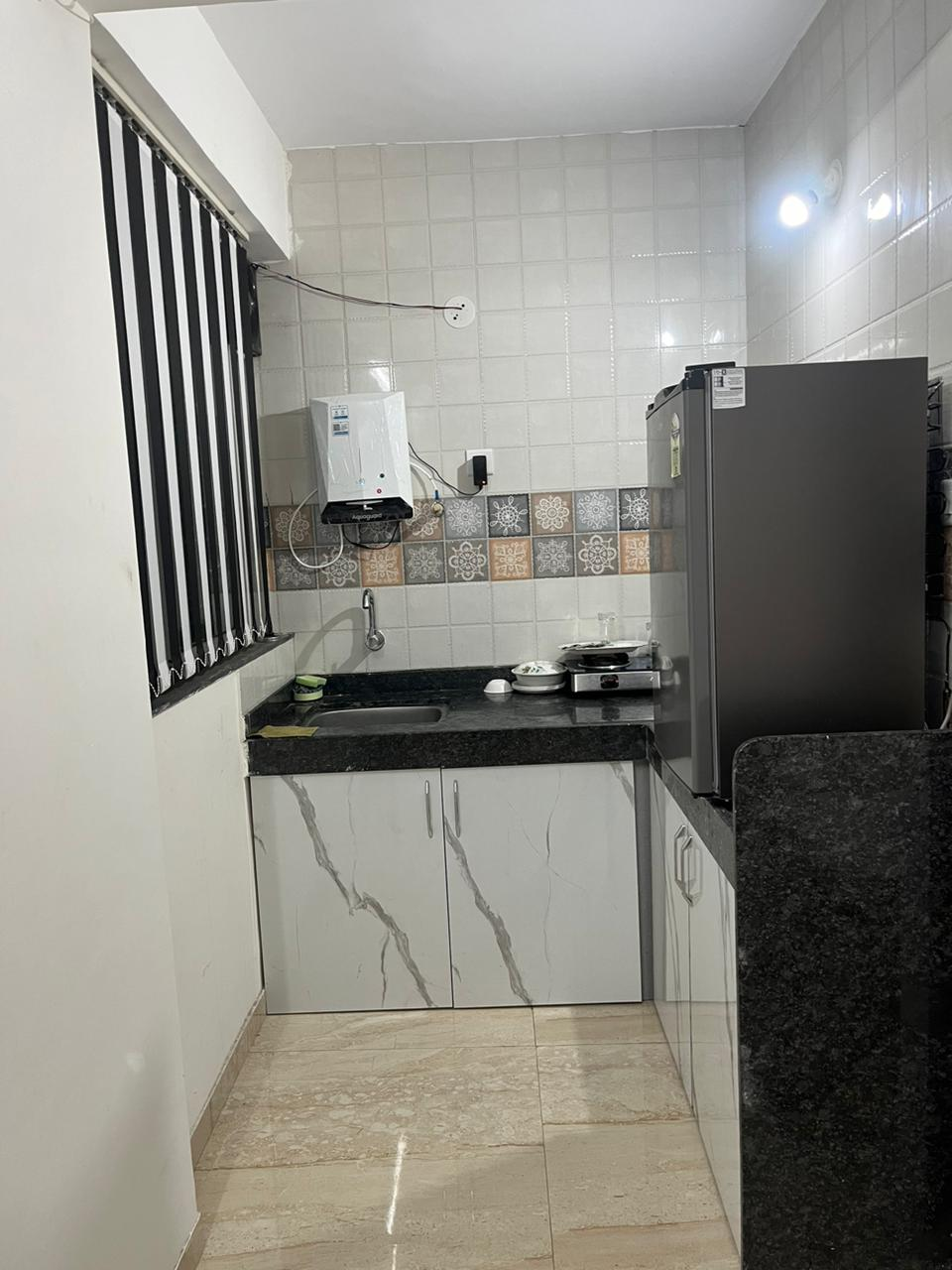 Contemporary 1 Bedroom Apartment near German Bakery