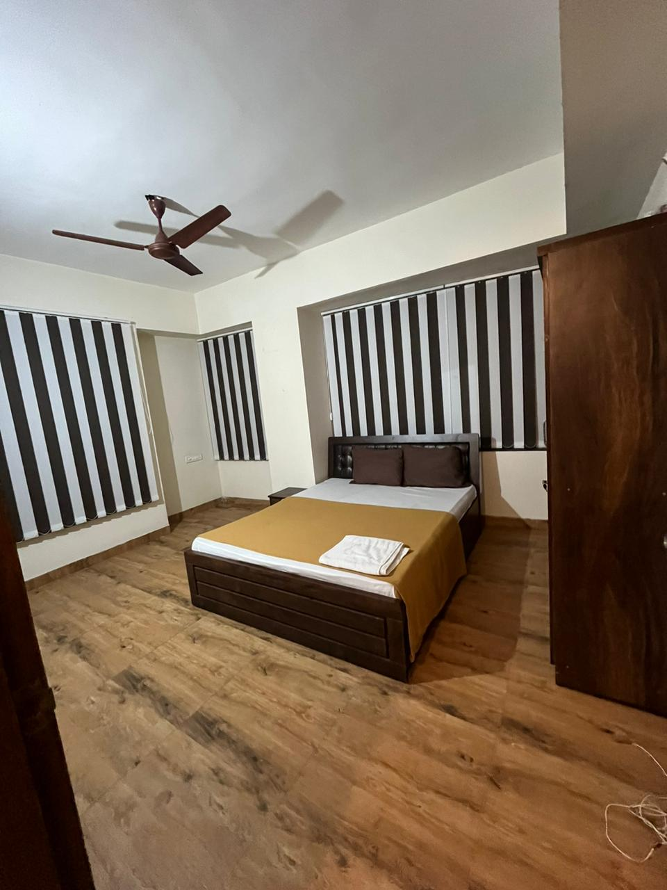 Classic 1 Bedroom Apartment in Koregaon Park