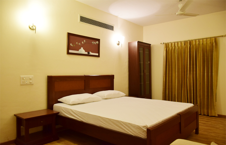 Comfortable 3 BHK in Sector Thirty